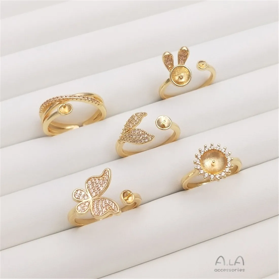 14K Gold Wrapped Crystal Pearl - огляд і ціна Wrap Ring Gold